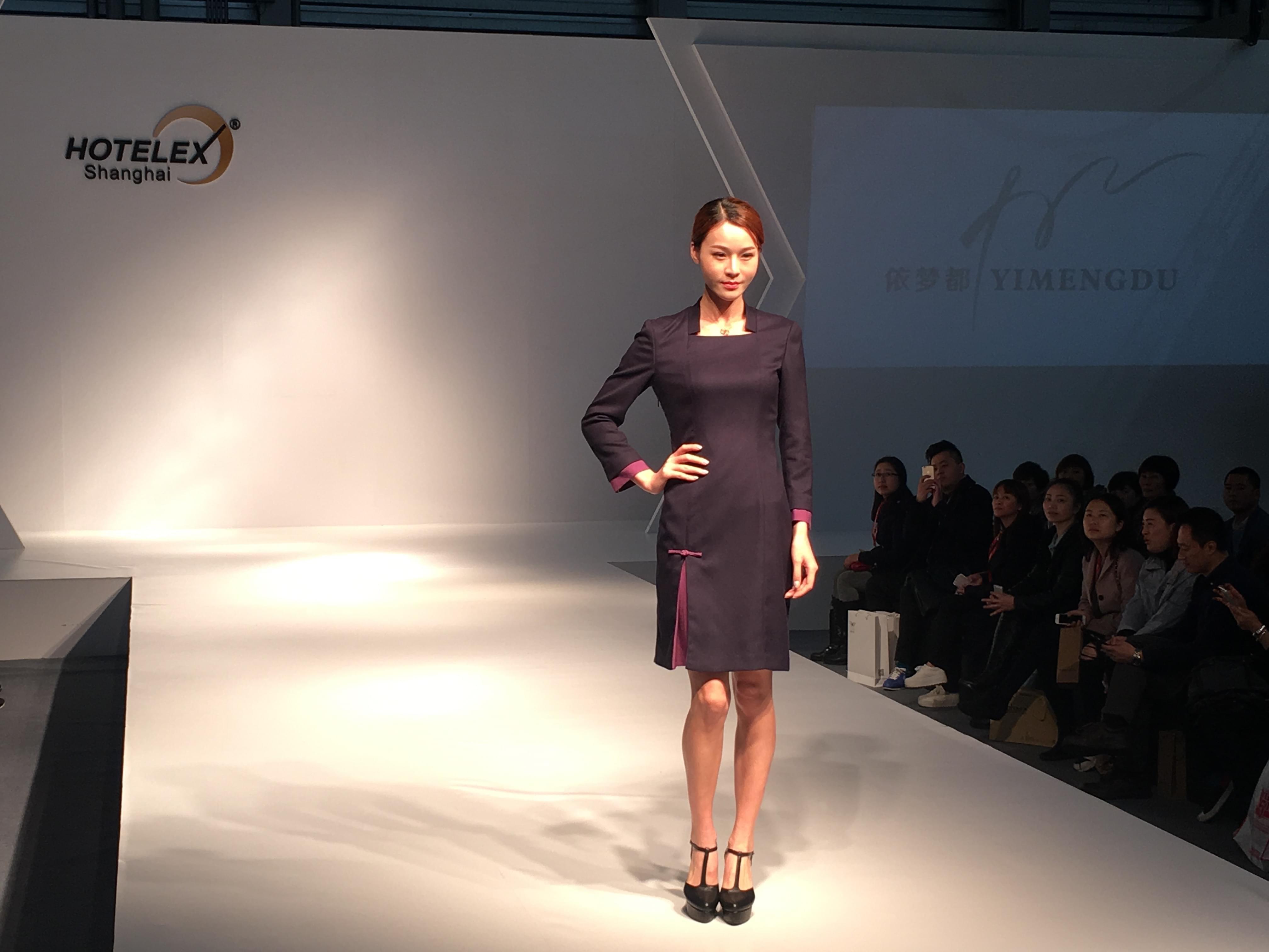 西餐廳服裝知道該用什么面料嗎？